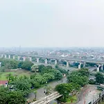 Modern Look Studio At Gateway Park Lrt City Bekasi Apartment By Travelio